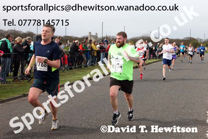 North Tyneside 10k Road Race, Whitley Bay. Photo: David T. Hewitson/Sports for All Pics
